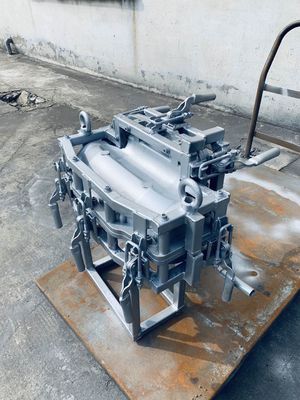 Polishing Surface Treatment 8-12mm Aluminium Bait Molds With Reasonable Structure