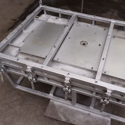 Waste Bin Lid LLDPE 4mm Rotational Aluminum Mold
